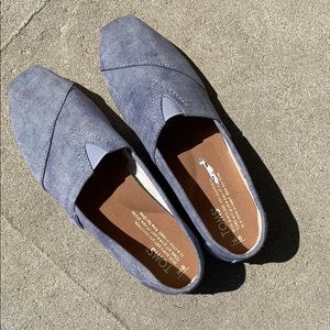Toms